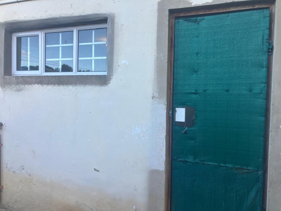To Let 1 Bedroom Property for Rent in Heuwelkruin Eastern Cape